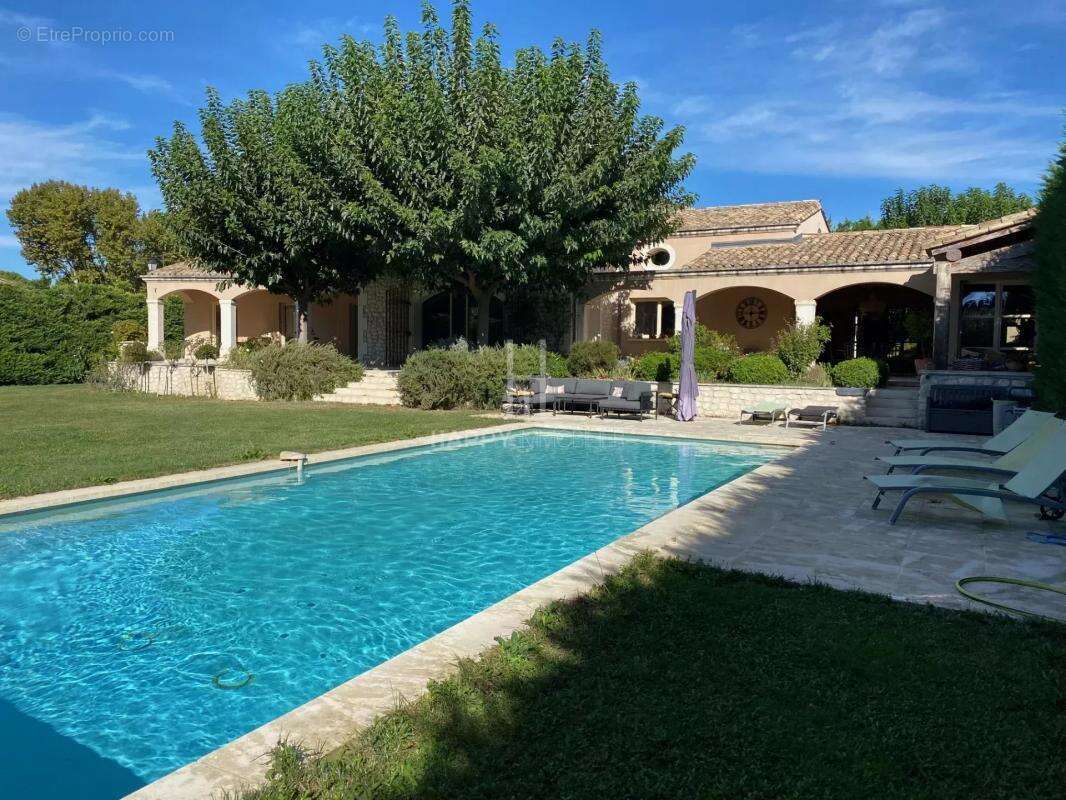 Maison à MAUSSANE-LES-ALPILLES