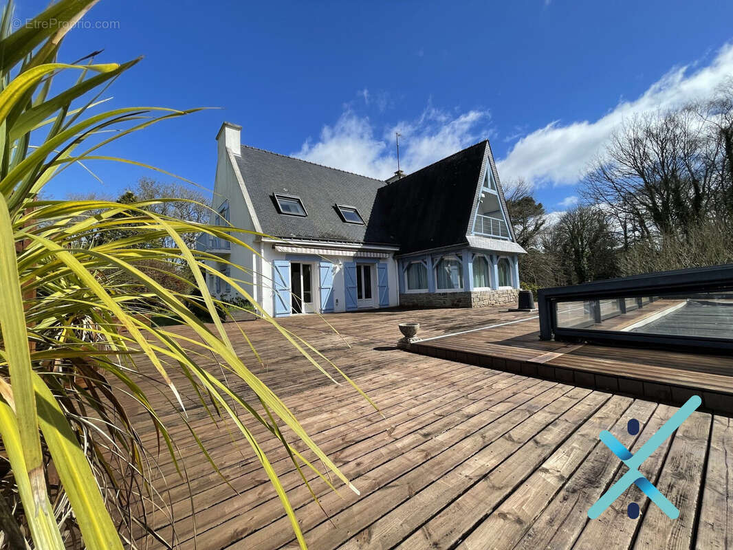 Maison à CLOHARS-CARNOET