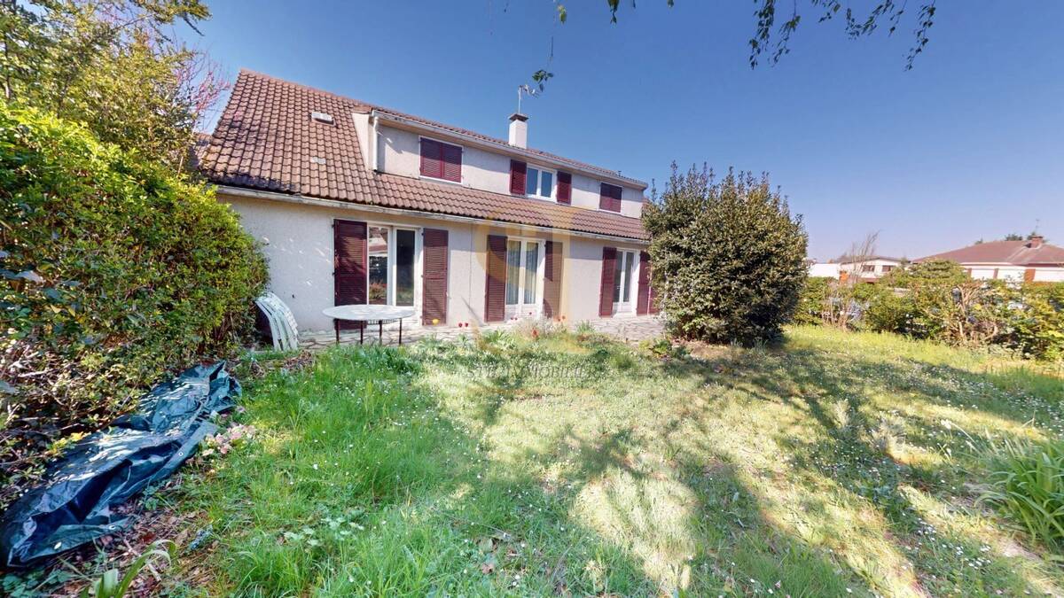 Maison à MONTGERON