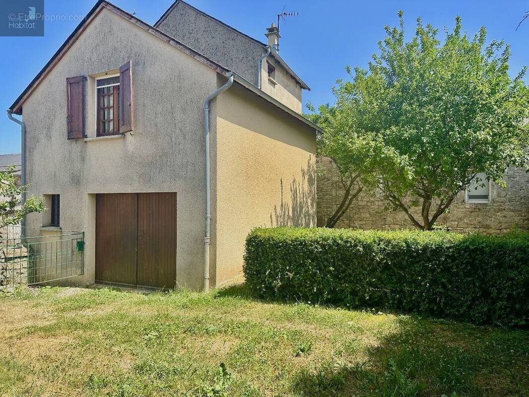 Maison à LE MASSEGROS