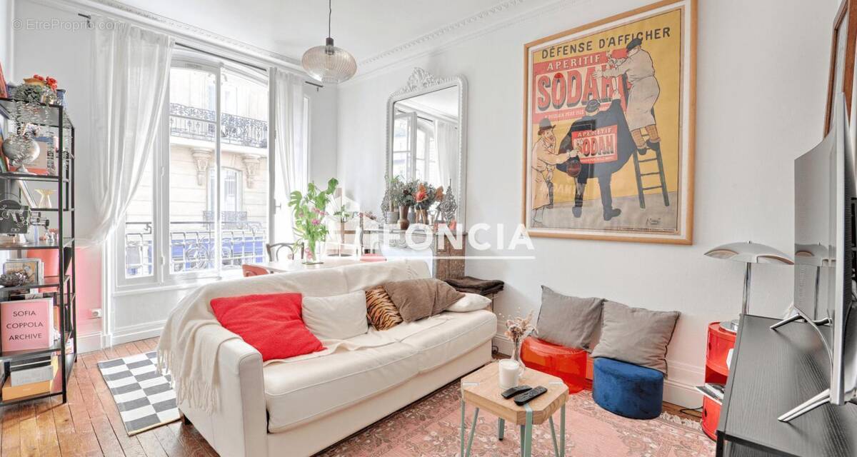 Appartement à PARIS-14E