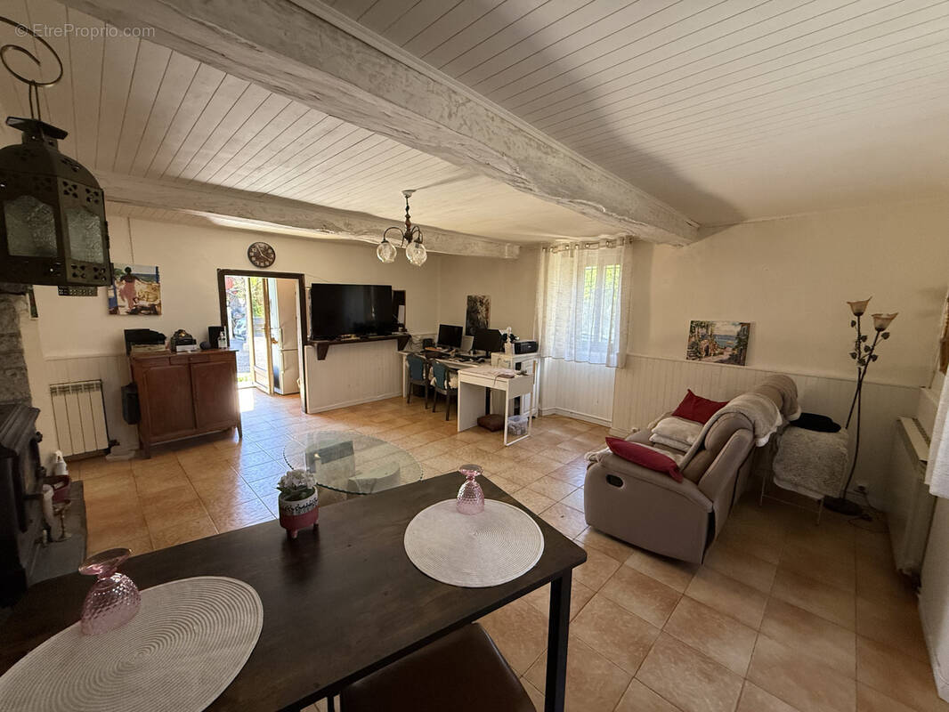 Maison à L&#039;ISLE-EN-DODON