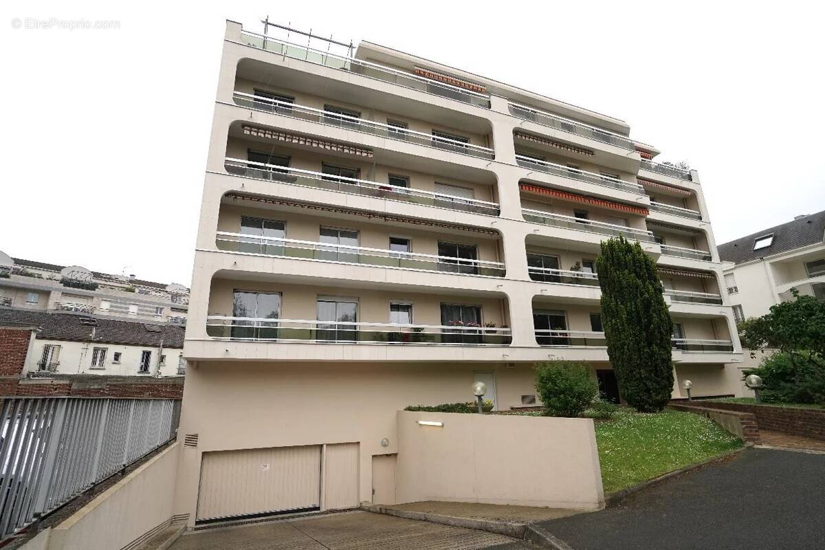 Appartement à AULNAY-SOUS-BOIS