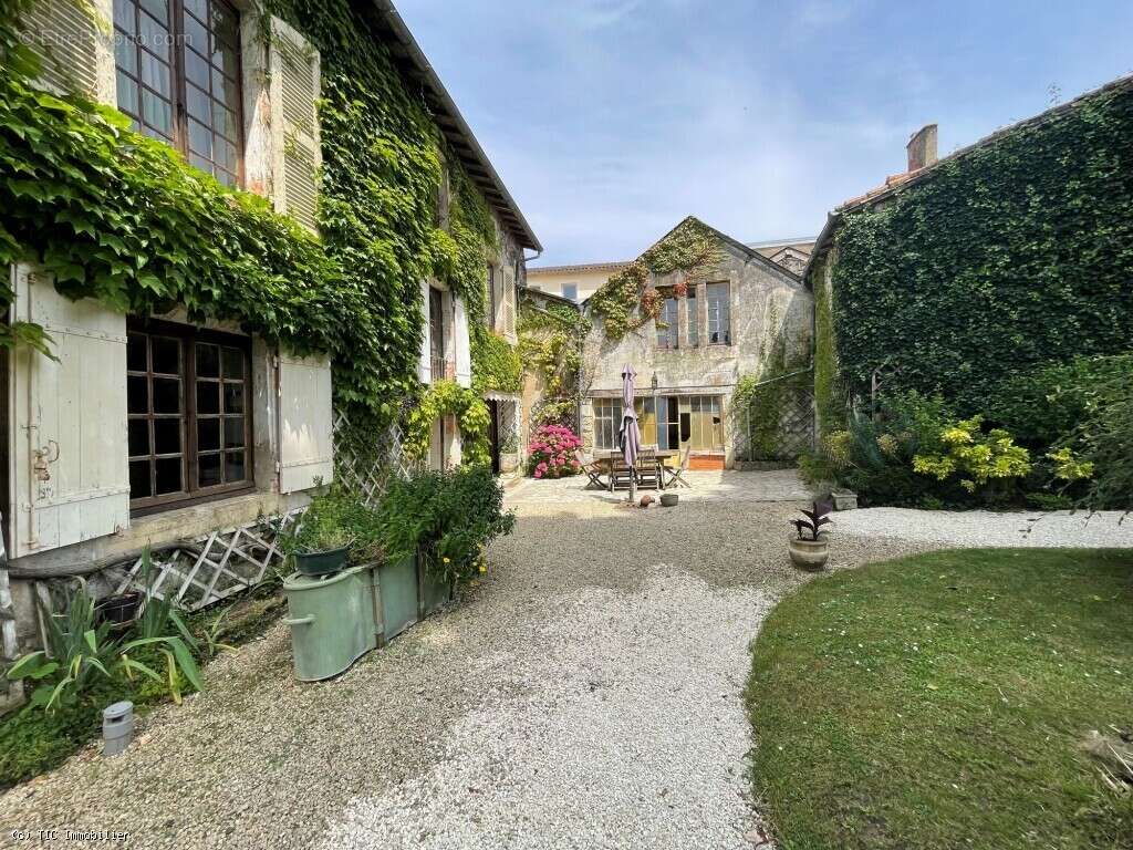 Maison à CIVRAY