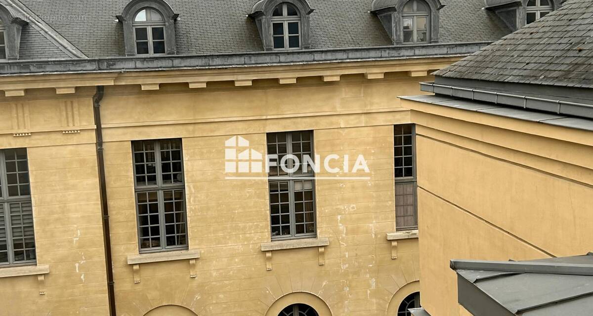 Appartement à VERSAILLES