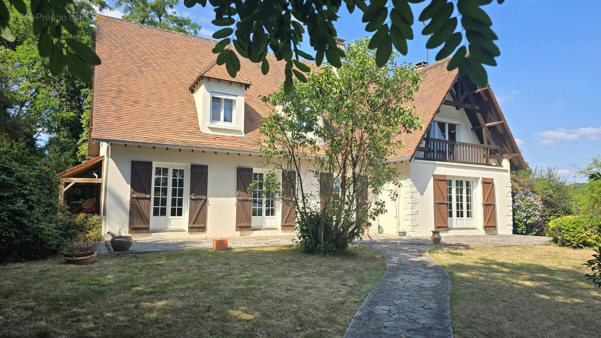 Maison à BULLION