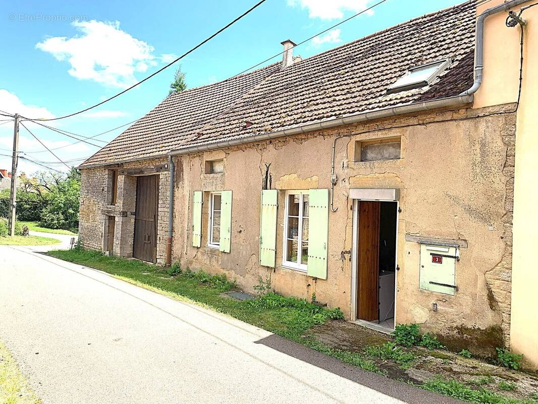 Maison à POUILLY-EN-AUXOIS