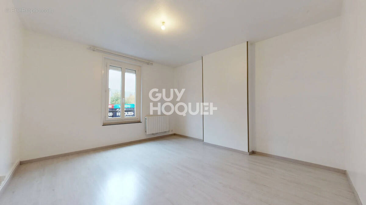 Maison à MALAUNAY