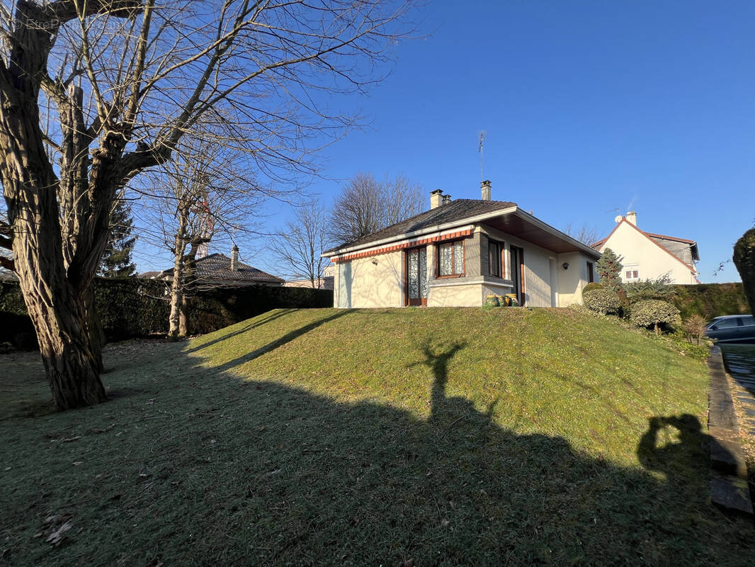 Maison à LE PLESSIS-TREVISE