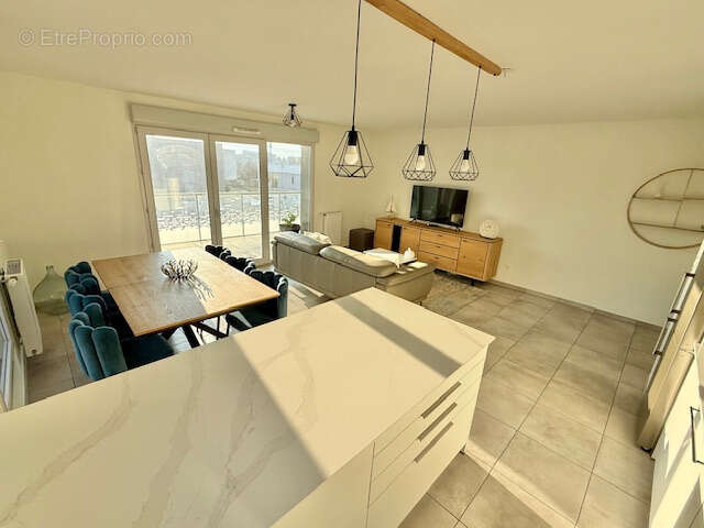 Appartement à SAINT-GENIS-POUILLY