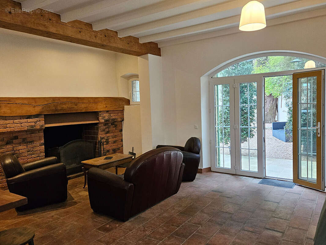 Maison à LA GARDE-FREINET