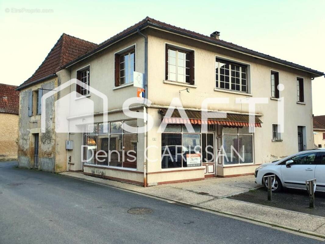 Photo 1 - Maison à MAUZAC-ET-GRAND-CASTANG