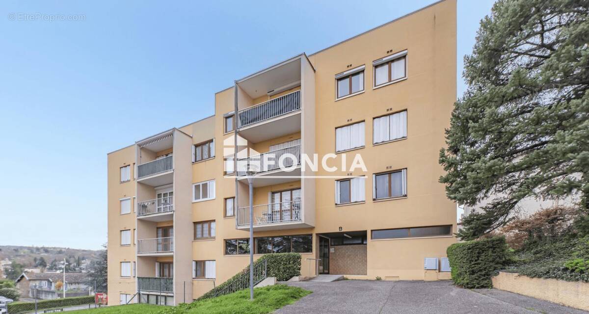 Appartement à PONT-EVEQUE