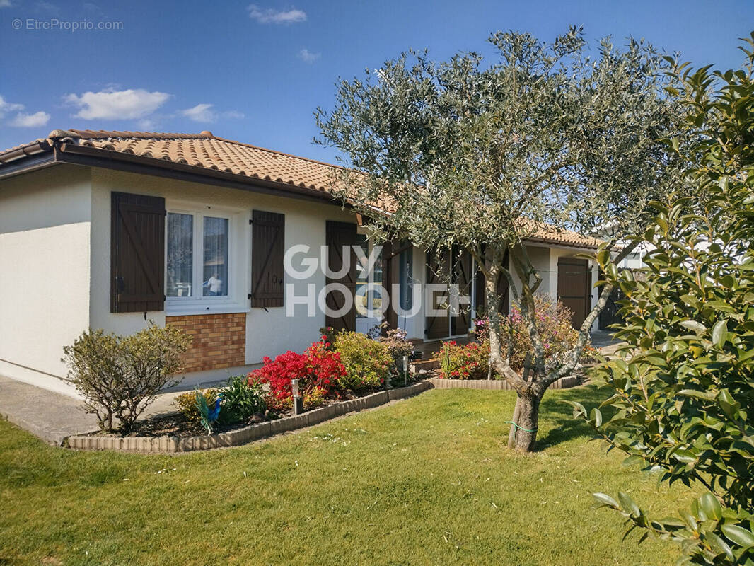 Maison à SOUSTONS