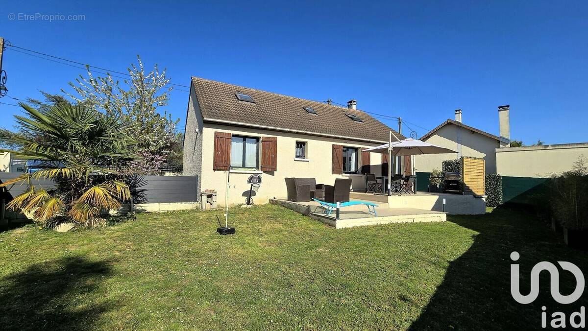 Photo 1 - Maison à BALLANCOURT-SUR-ESSONNE