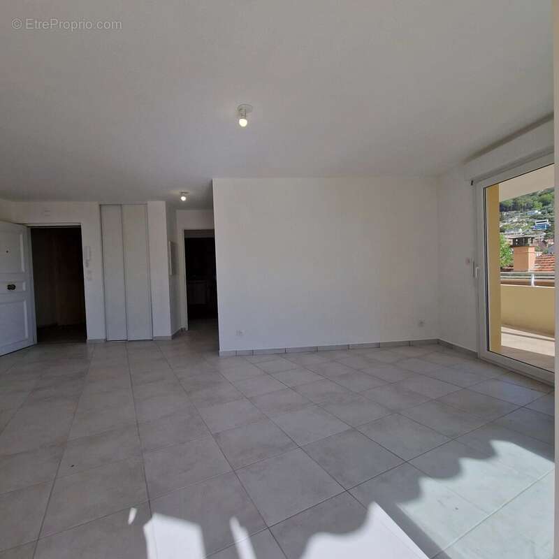 Appartement à VENCE
