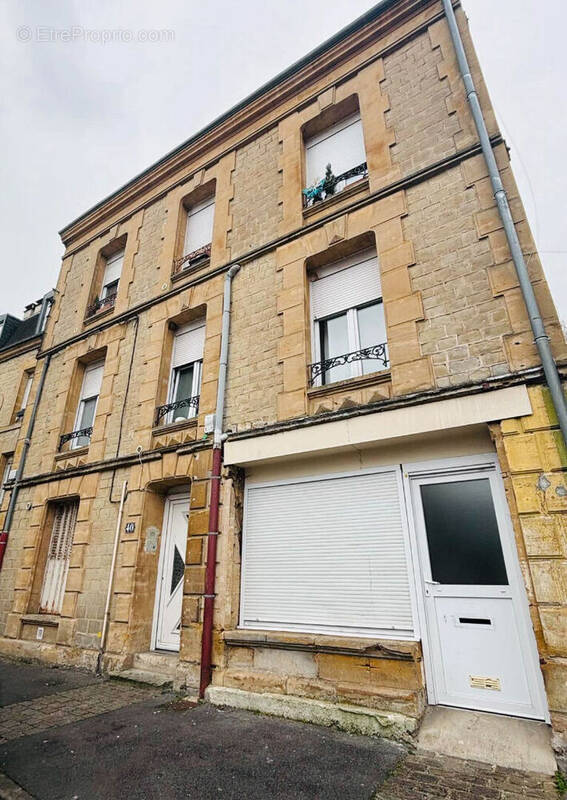 Appartement à CHARLEVILLE-MEZIERES
