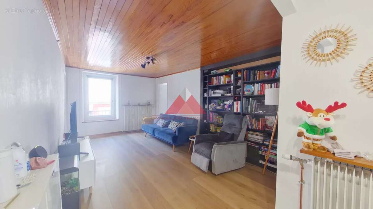 Appartement à LA MOUILLE