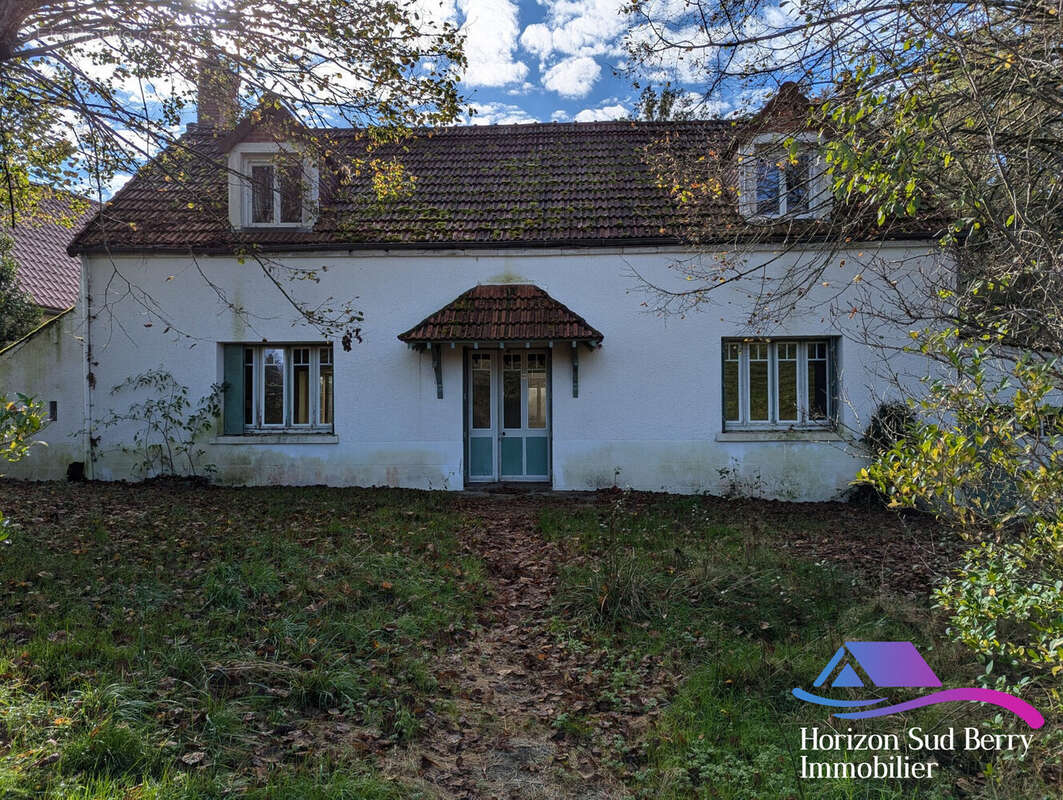 Maison à VICQ-EXEMPLET