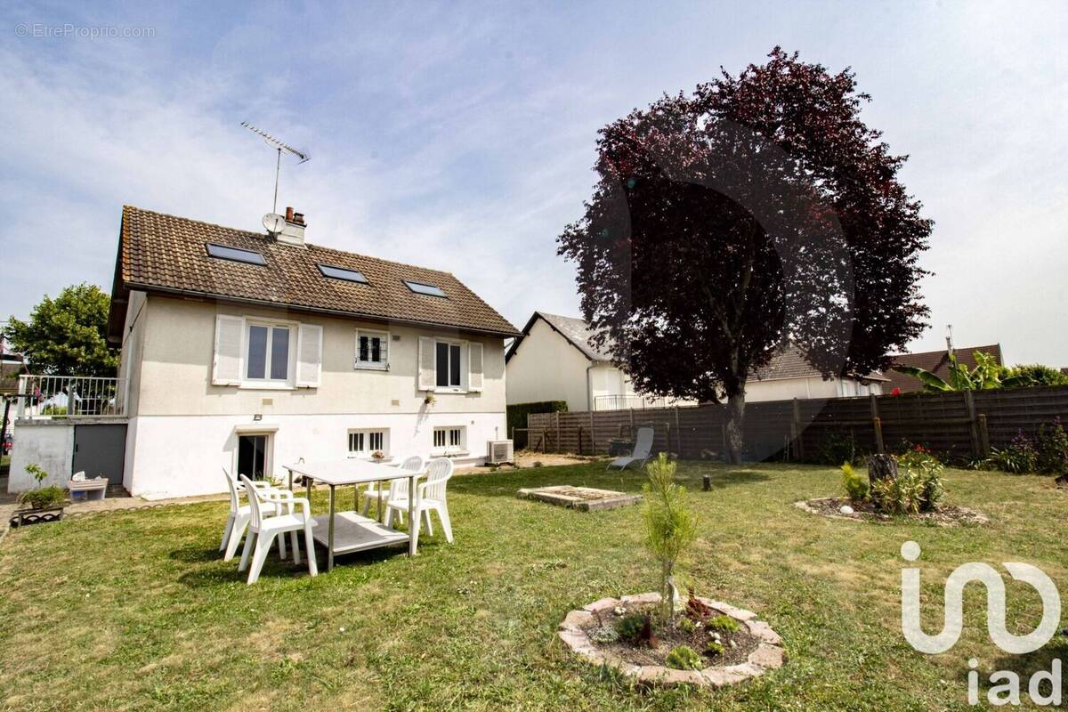 Photo 1 - Maison à VILLEMANDEUR