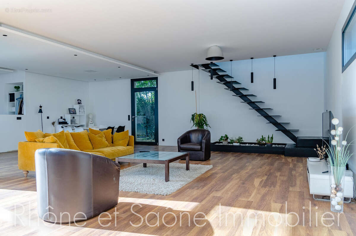 Photo 6 - Maison à FAREINS