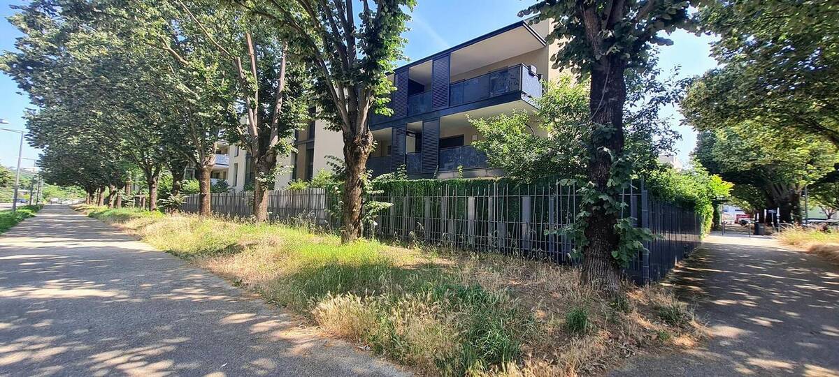 Photo 1 - Appartement à BRON