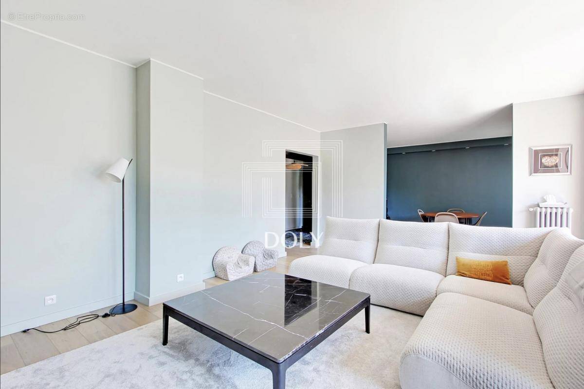 Appartement à LEVALLOIS-PERRET