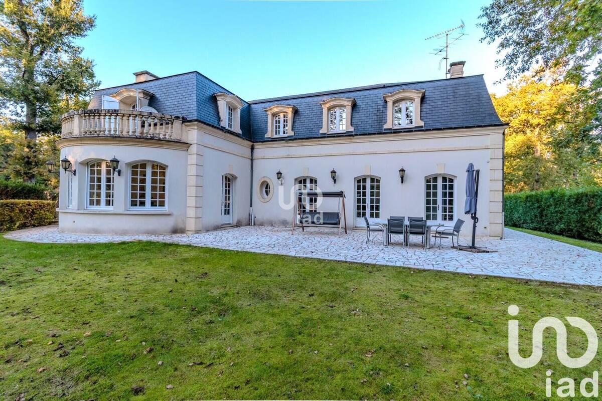 Photo 1 - Maison à LAMORLAYE