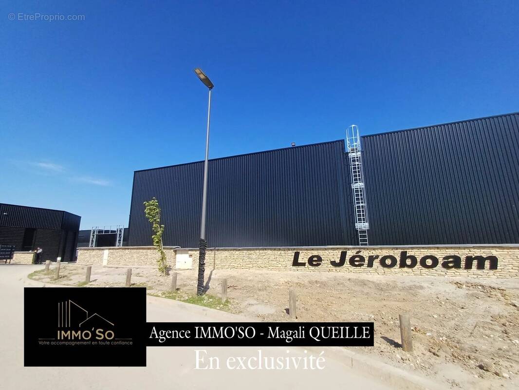 Commerce à LA BREDE