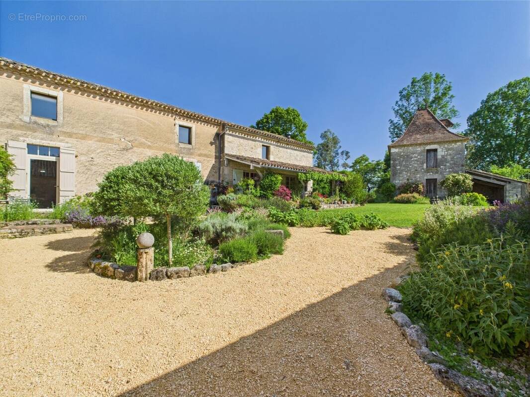 Maison à MONFLANQUIN