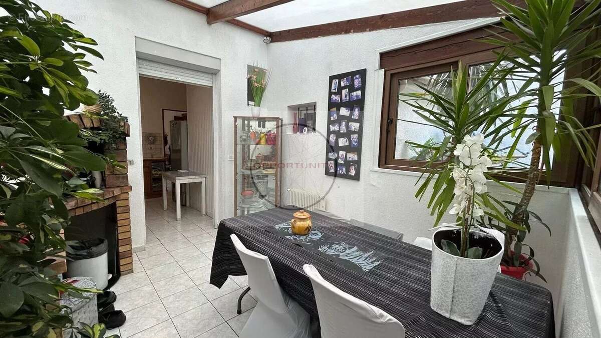 Maison à FONTENAY-SOUS-BOIS