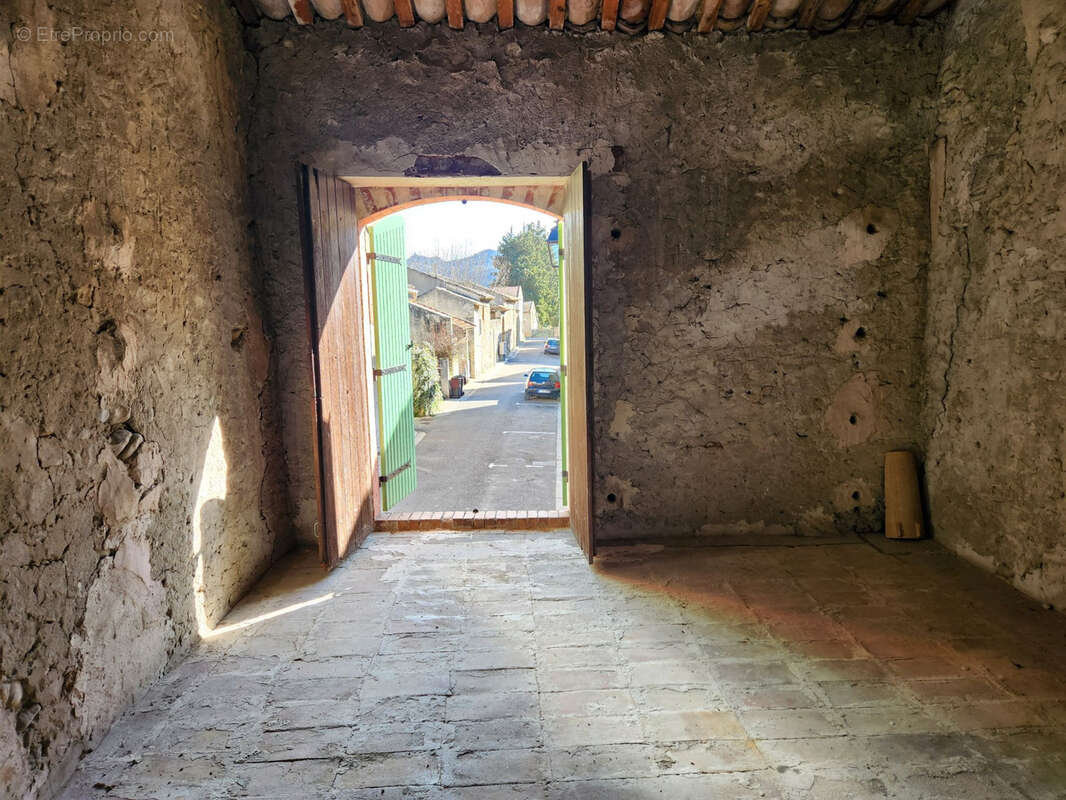 Maison à VIOLES