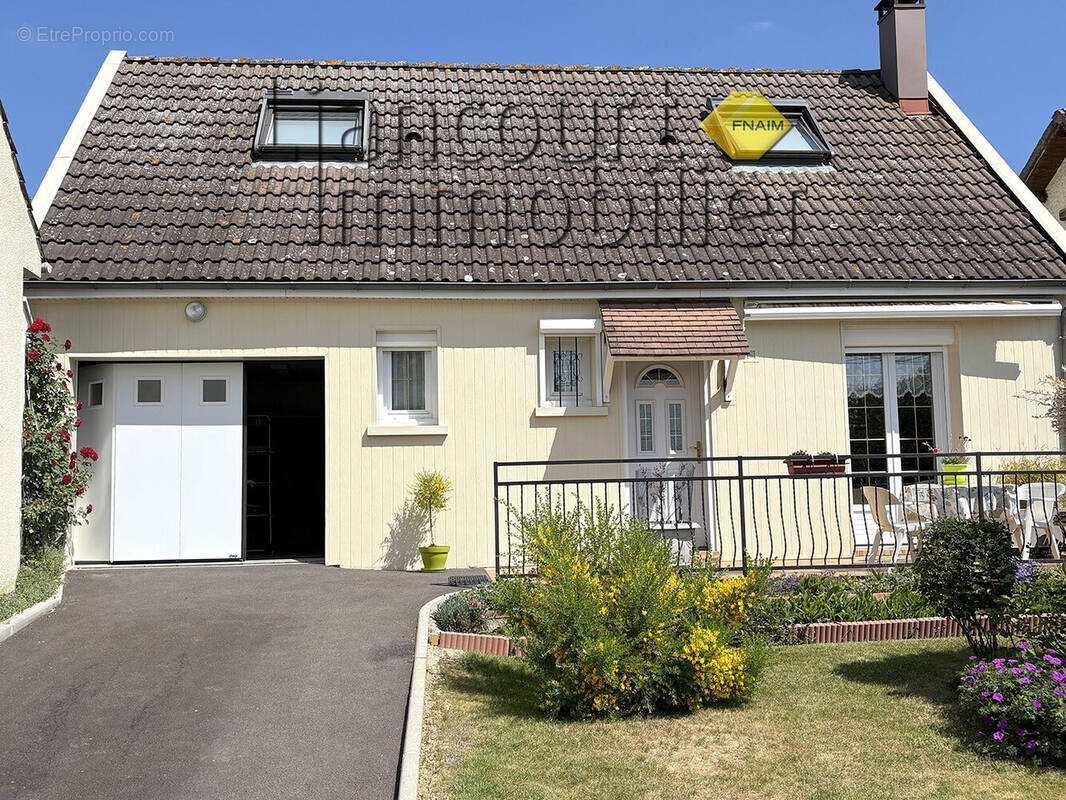 Maison à CAMBRONNE-LES-CLERMONT