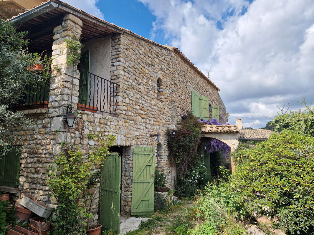 Maison à VINSOBRES