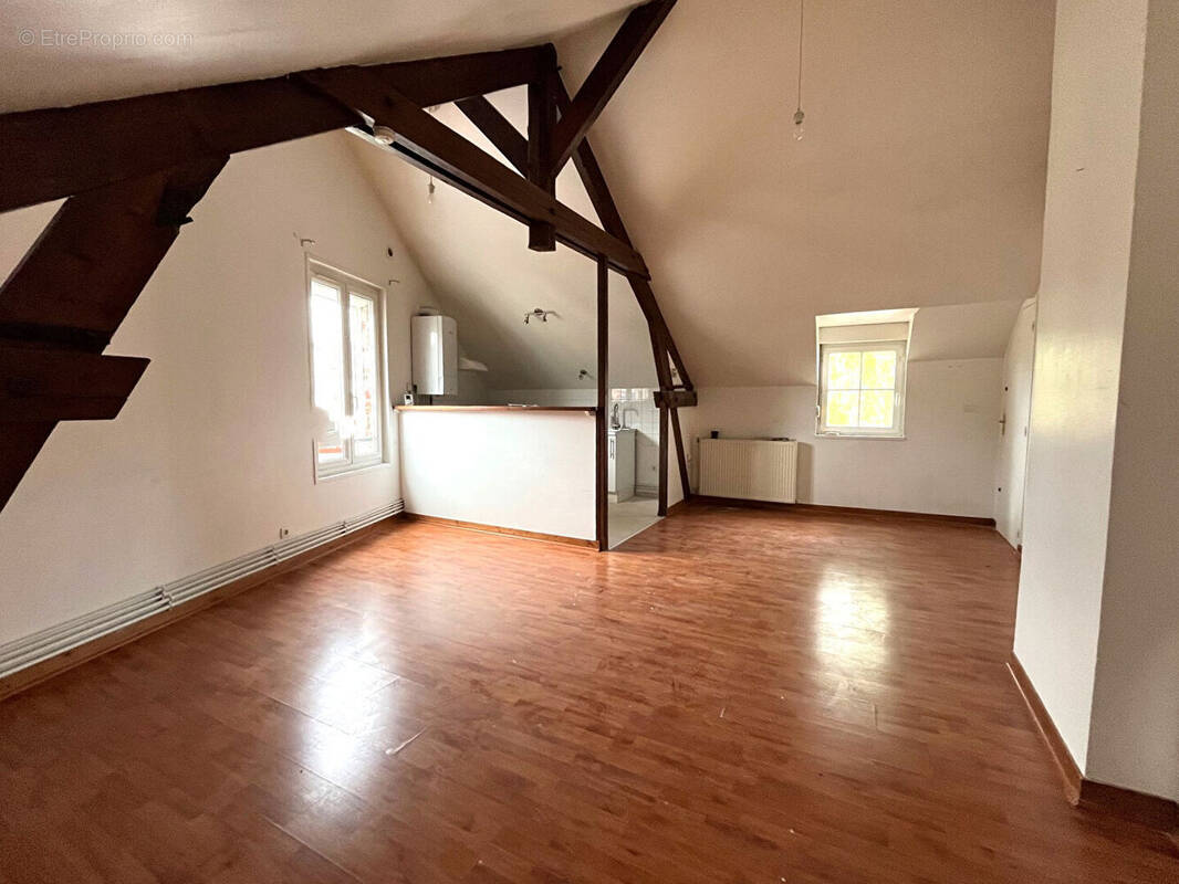 Appartement à NEUILLY-EN-THELLE