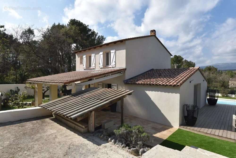 Maison à CALLIAN