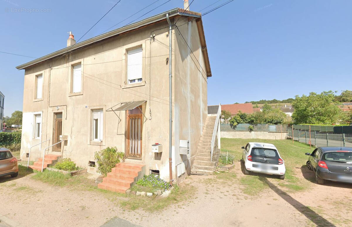 Appartement à LE BREUIL