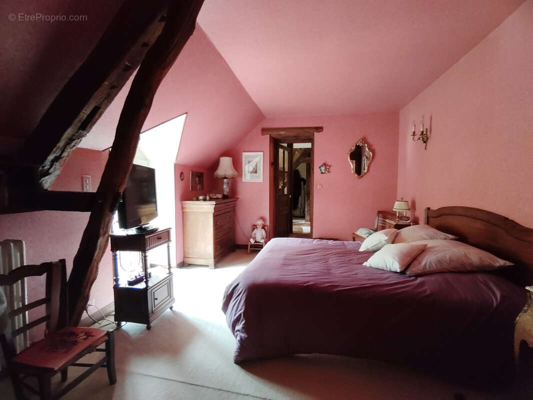 Maison à EGREVILLE