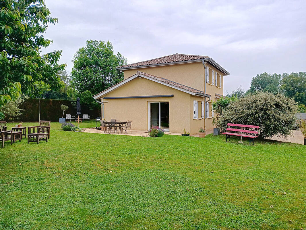 Maison à BELLEVILLE