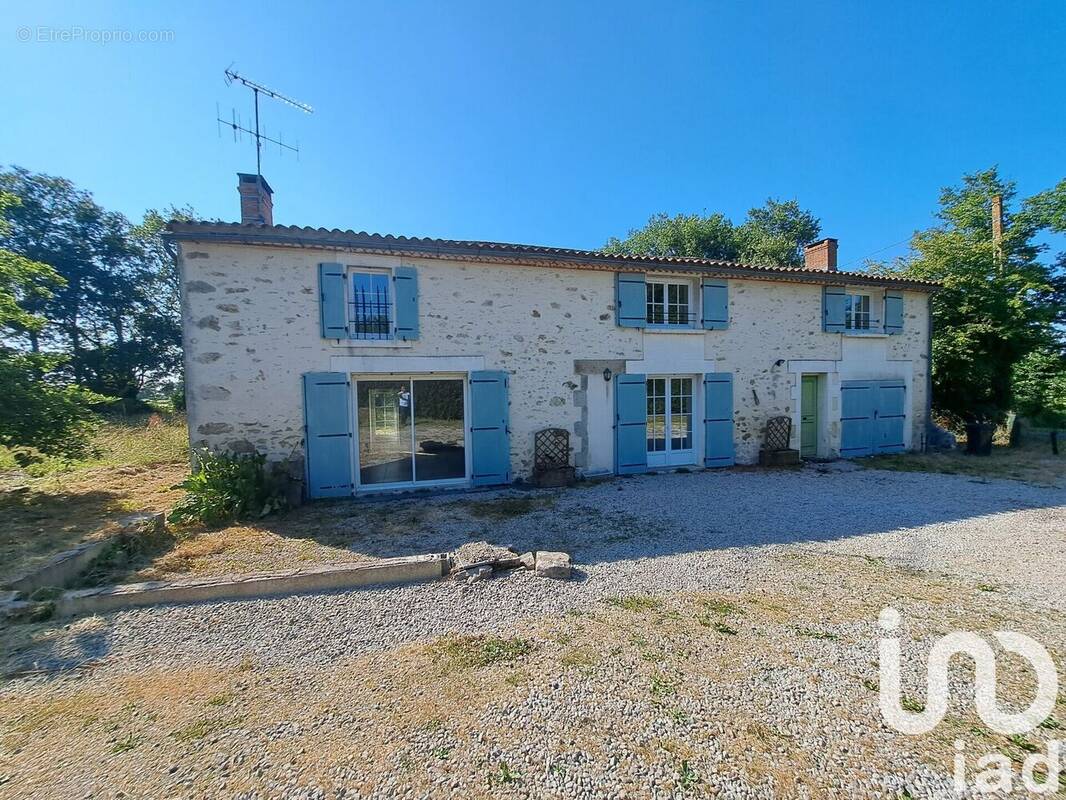 Photo 1 - Maison à LE POIRE-SUR-VIE