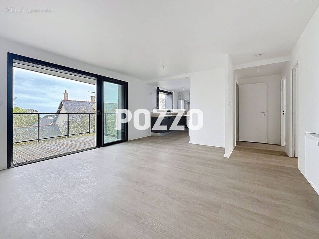 Appartement à DONVILLE-LES-BAINS