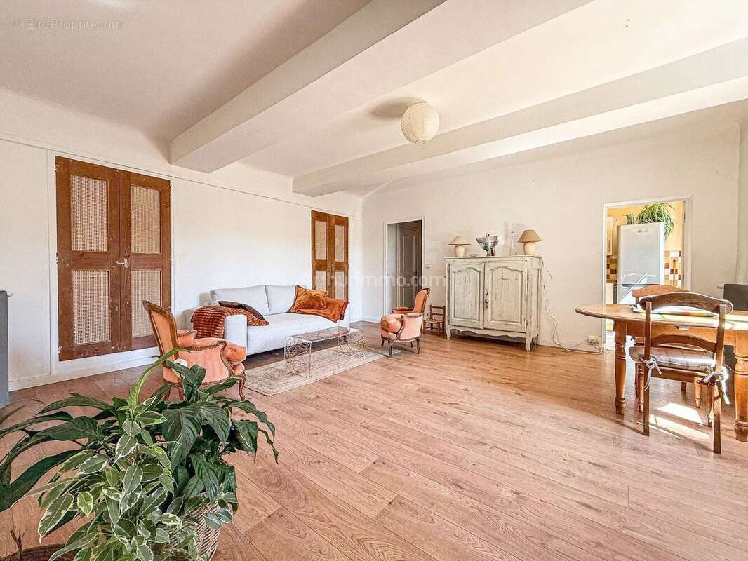 Appartement à DRAGUIGNAN