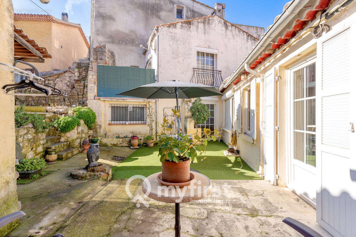 Maison à CUERS