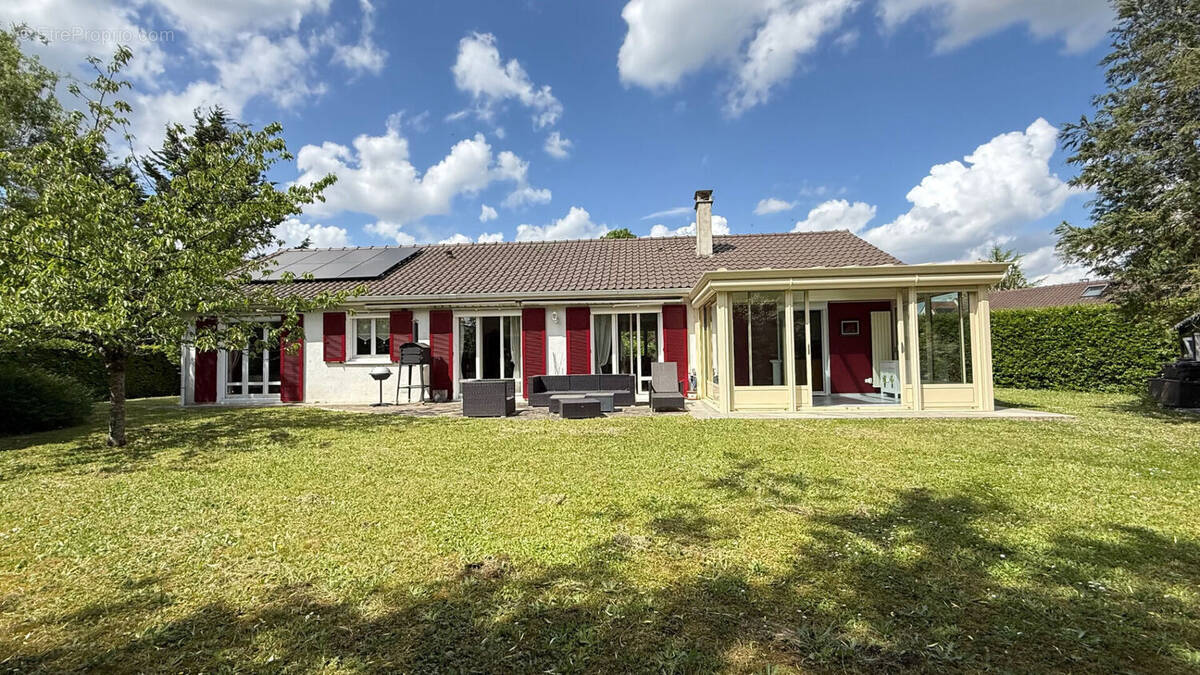 Maison à SANTENY