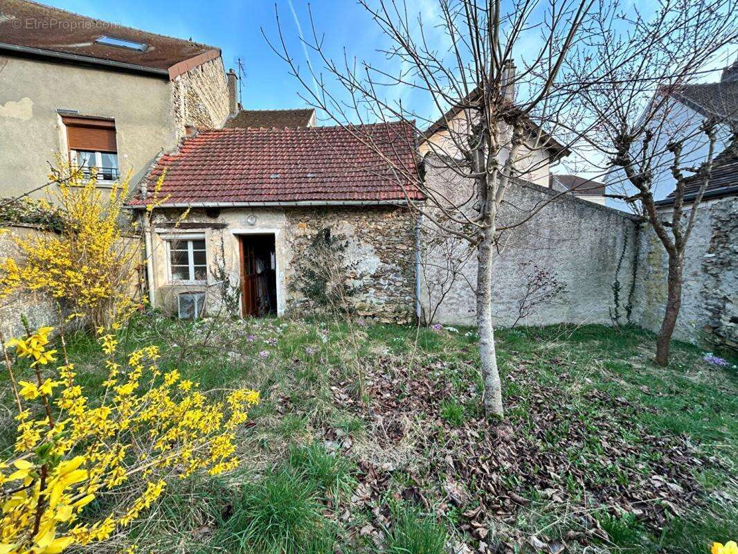Maison à MARINES