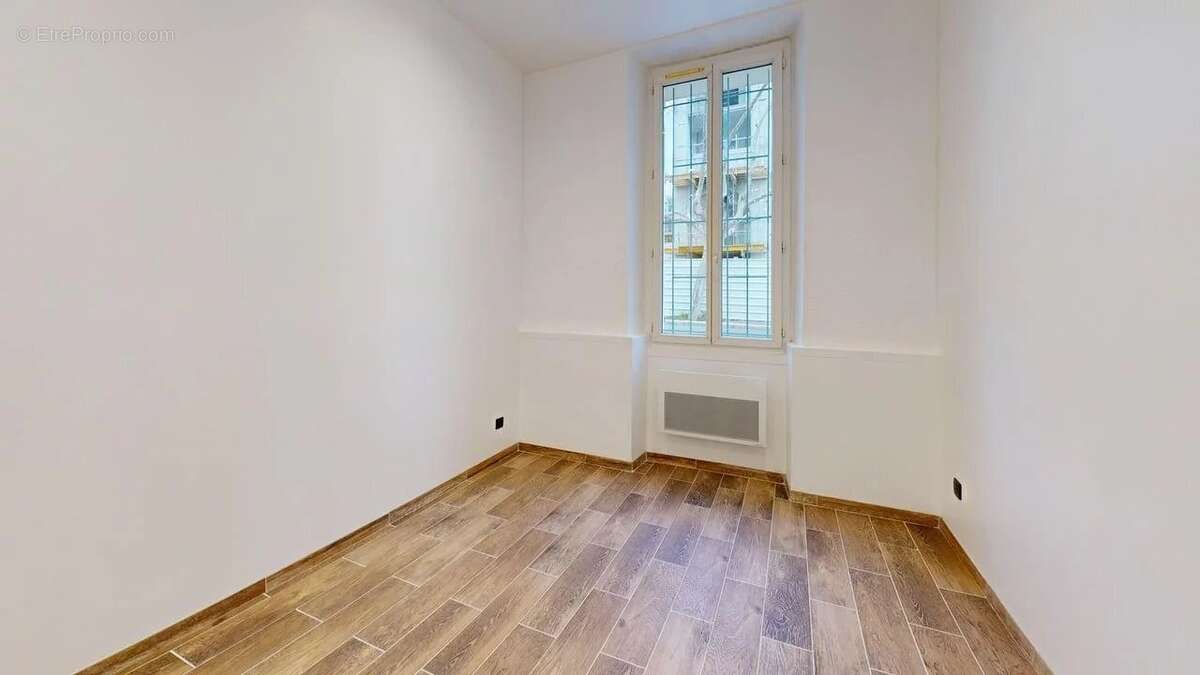 Appartement à PORT-DE-BOUC