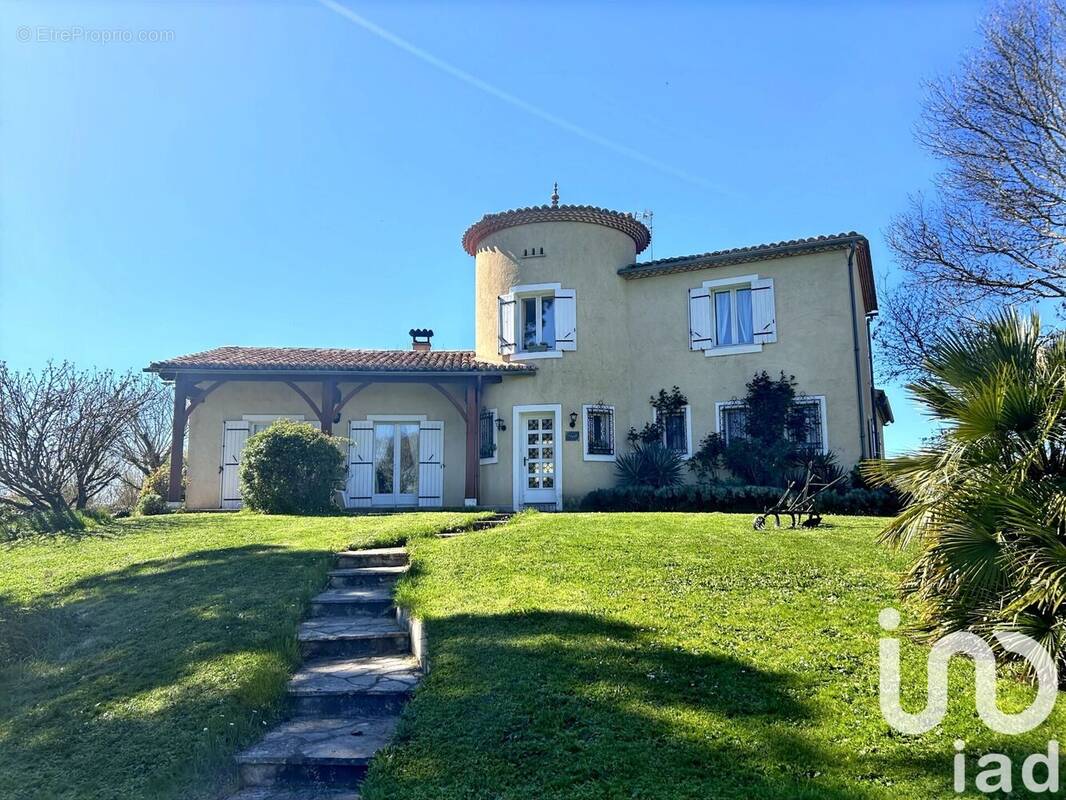 Photo 1 - Maison à MONTPON-MENESTEROL