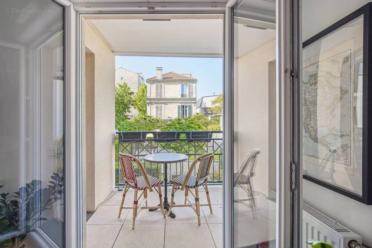 Appartement à BOIS-COLOMBES