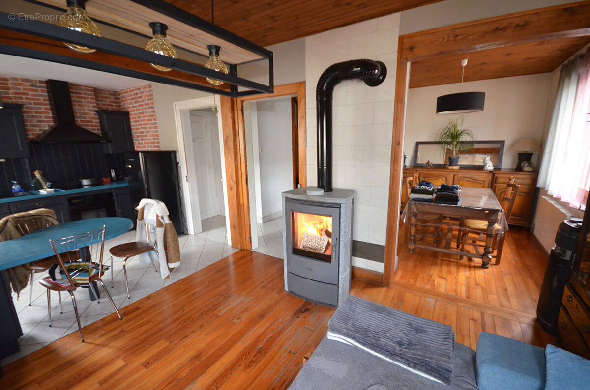 Maison à LA BRESSE