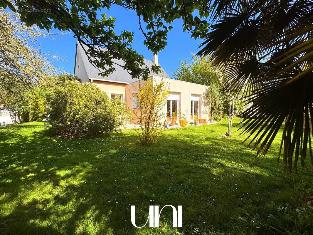Maison à COURSEULLES-SUR-MER